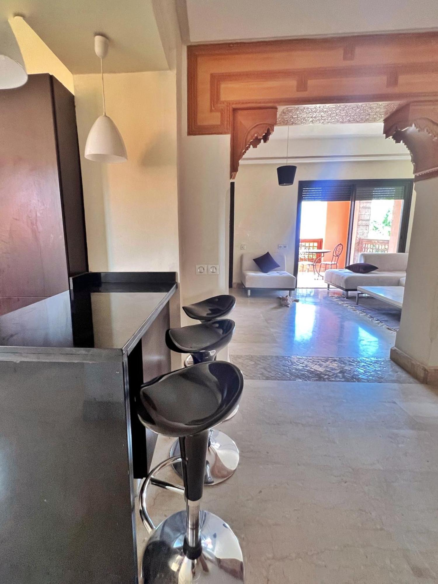 Luminous With Pool View Apartamento *